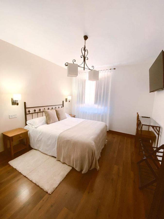 Hotel Rural Candela Y Plata Puerto de Béjar Exterior foto